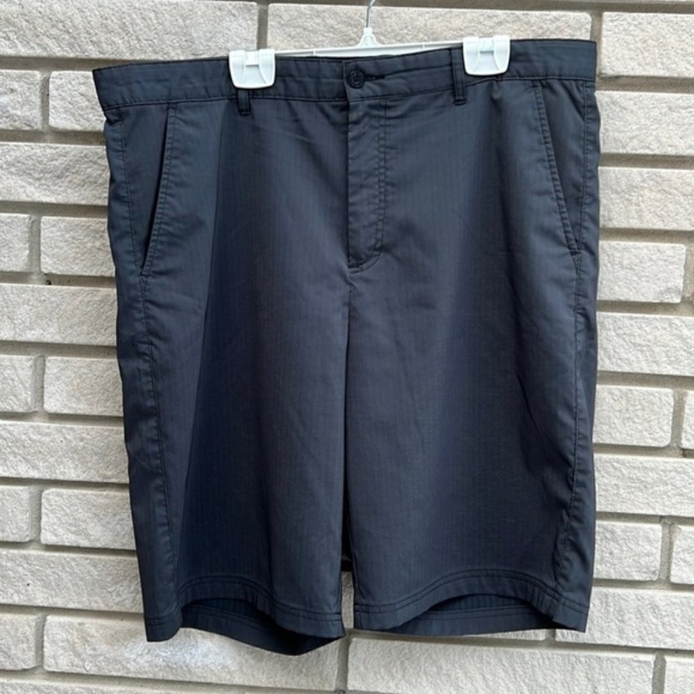 Sunice Flat Front Performance Golf Shorts Sz 36